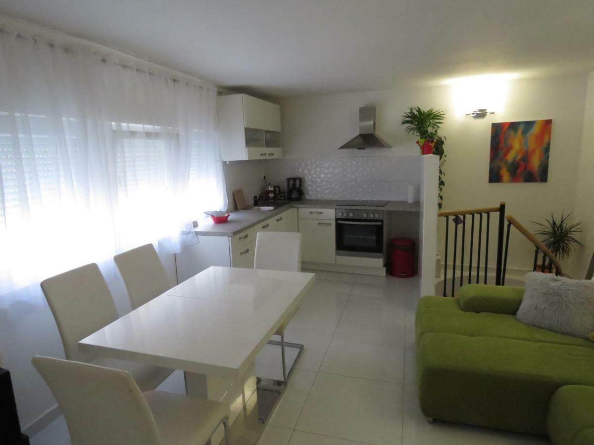 Apartman Crnica Šibenik Exterior foto
